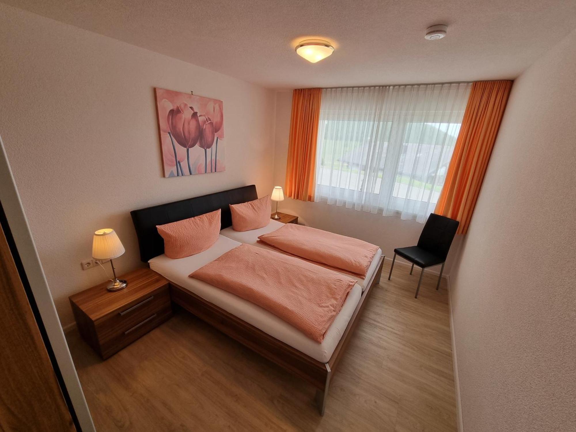 "Schwarzwaldblick" Ferienwohnung 2-4 Pers 65Qm, Schoene Ruhige Suedhanglage Mit Herrl Aussicht 토트나우 외부 사진