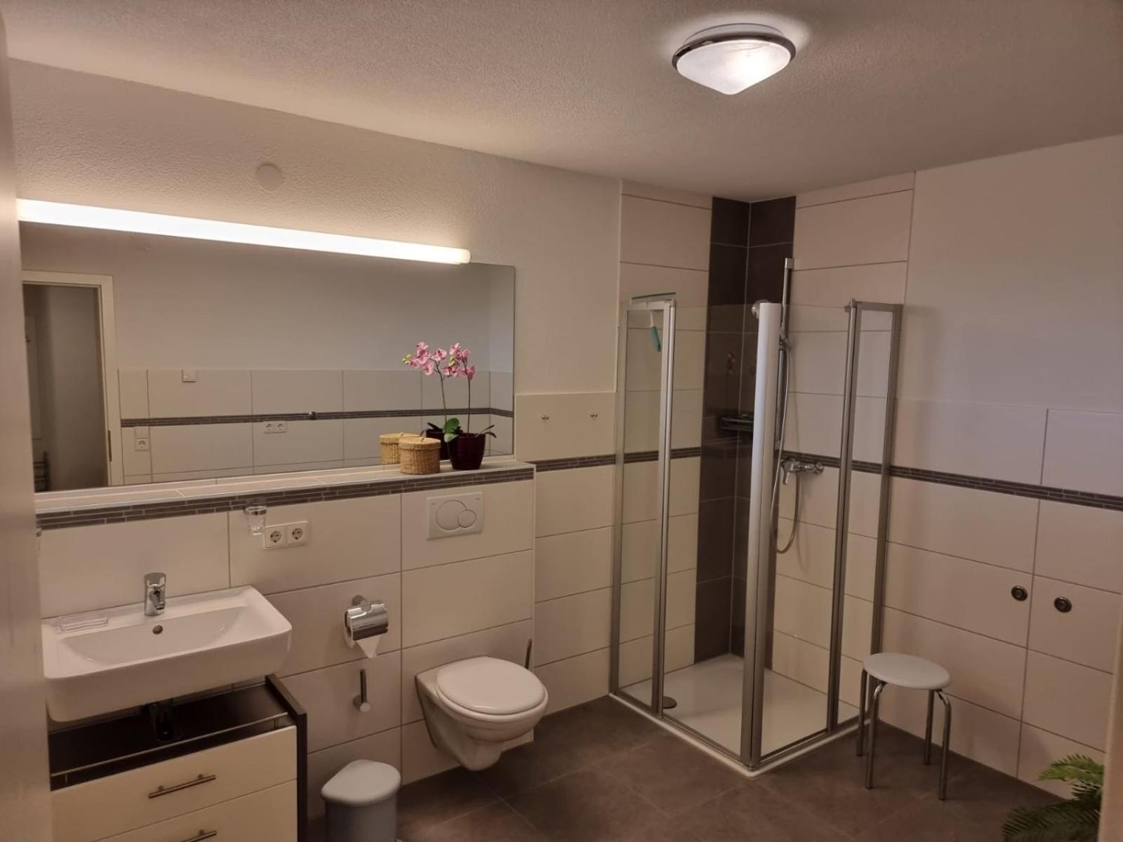 "Schwarzwaldblick" Ferienwohnung 2-4 Pers 65Qm, Schoene Ruhige Suedhanglage Mit Herrl Aussicht 토트나우 외부 사진